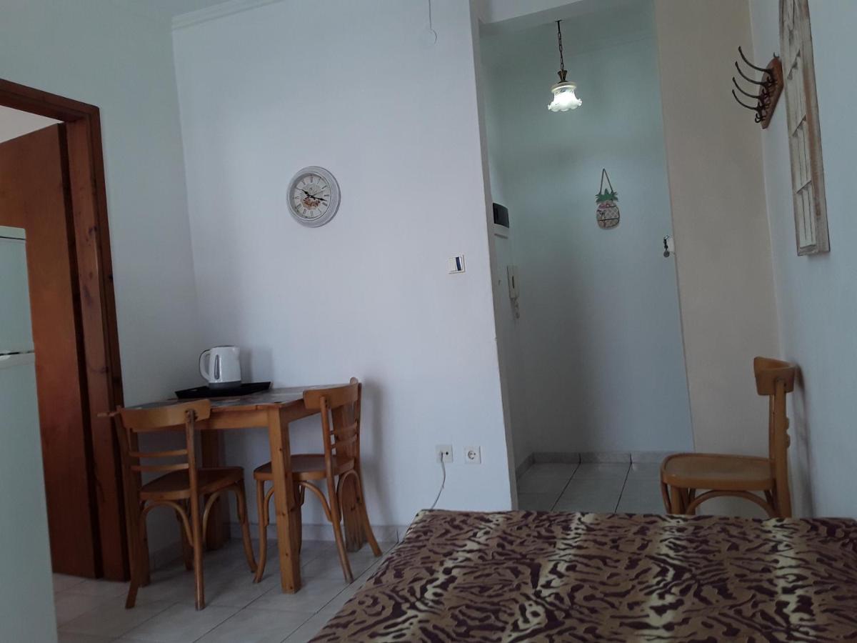 Hause Zorbas Aparthotel Paralia Dionysiou Buitenkant foto